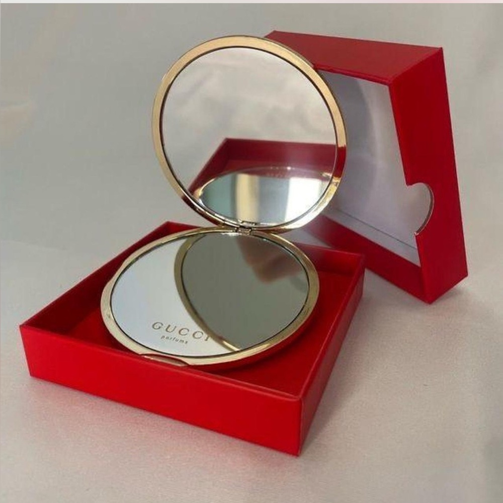 Gucci Parfums✨❤️💛Gold Compact Mirror